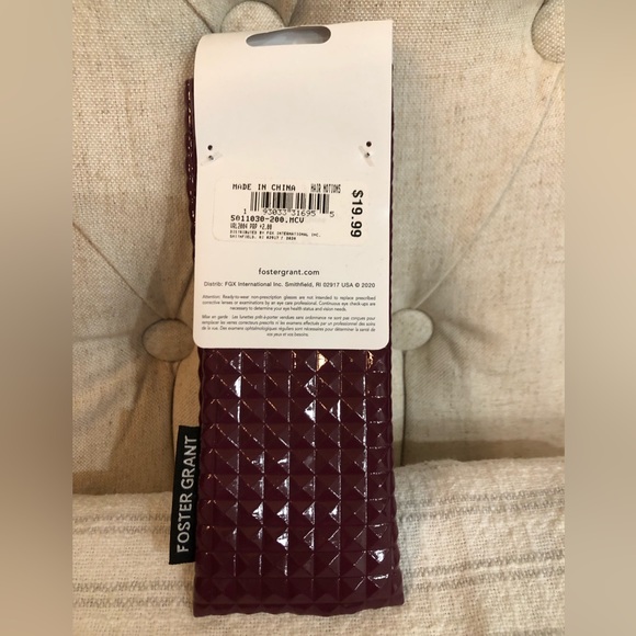 Foster Grant (+(2.00) Reading Glasses - Picture 5 of 6